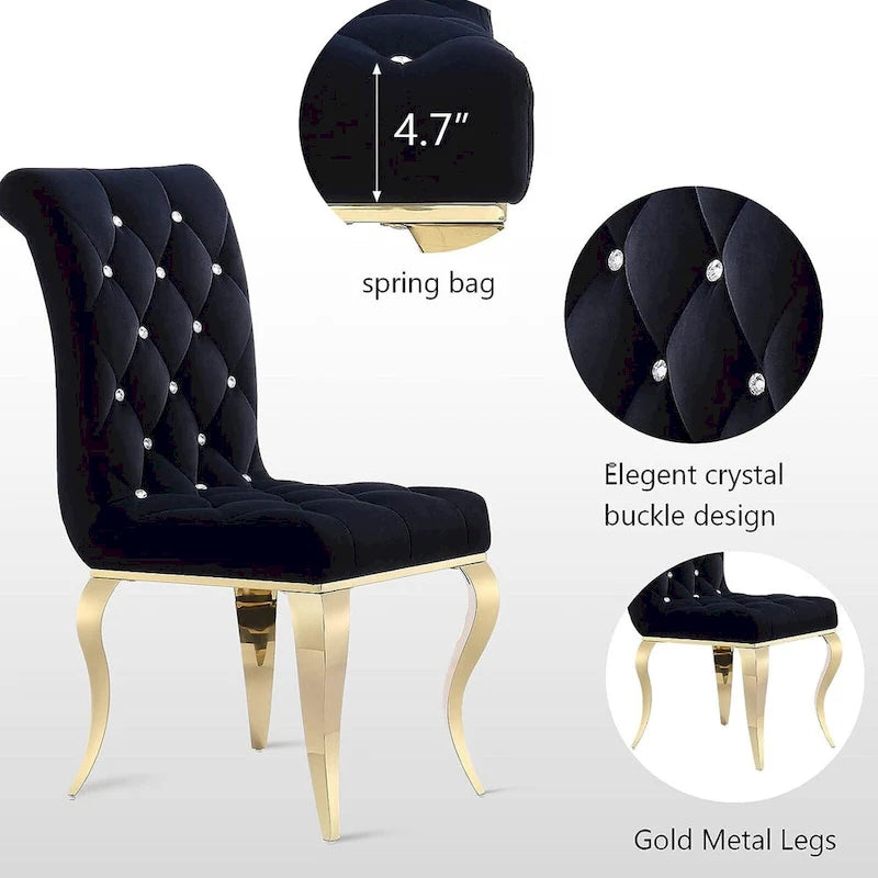 Chaises tapissées de velours avec dossier capitonné orné de cristaux et pieds cabriolets en métal miroir.