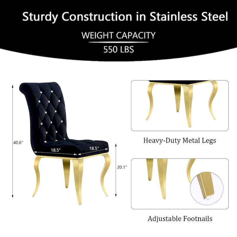 Chaises tapissées de velours avec dossier capitonné orné de cristaux et pieds cabriolets en métal miroir.