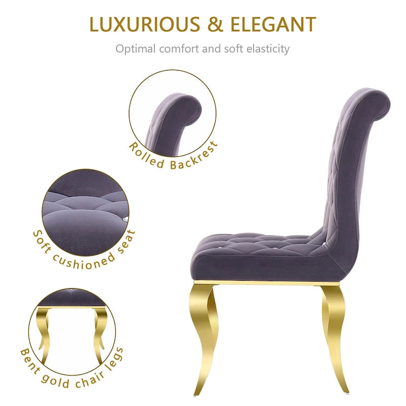 Chaises tapissées de velours avec dossier capitonné orné de cristaux et pieds cabriolets en métal miroir.