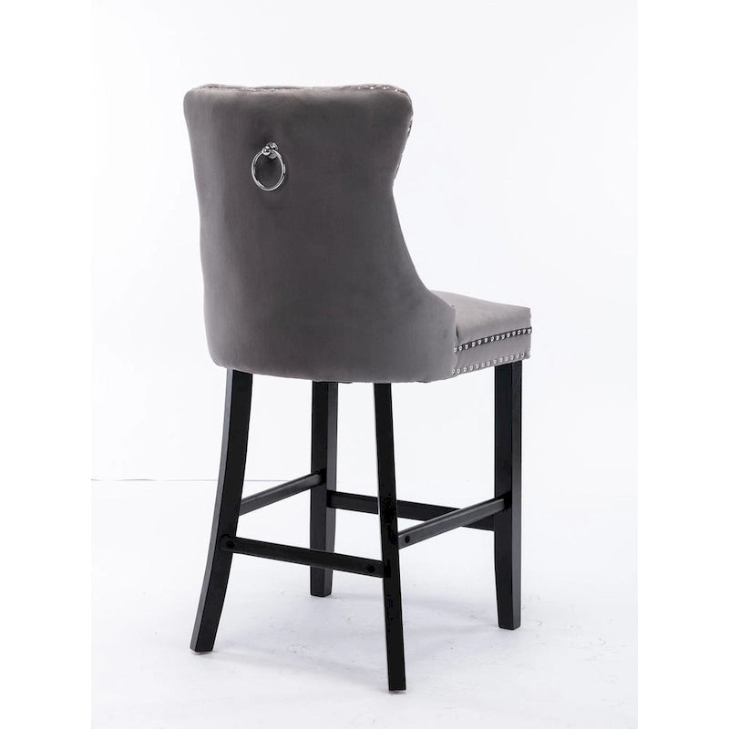Tabourets de bar en velours, avec dossier capitonné de boutons, bordure cloutée et pieds en bois massif