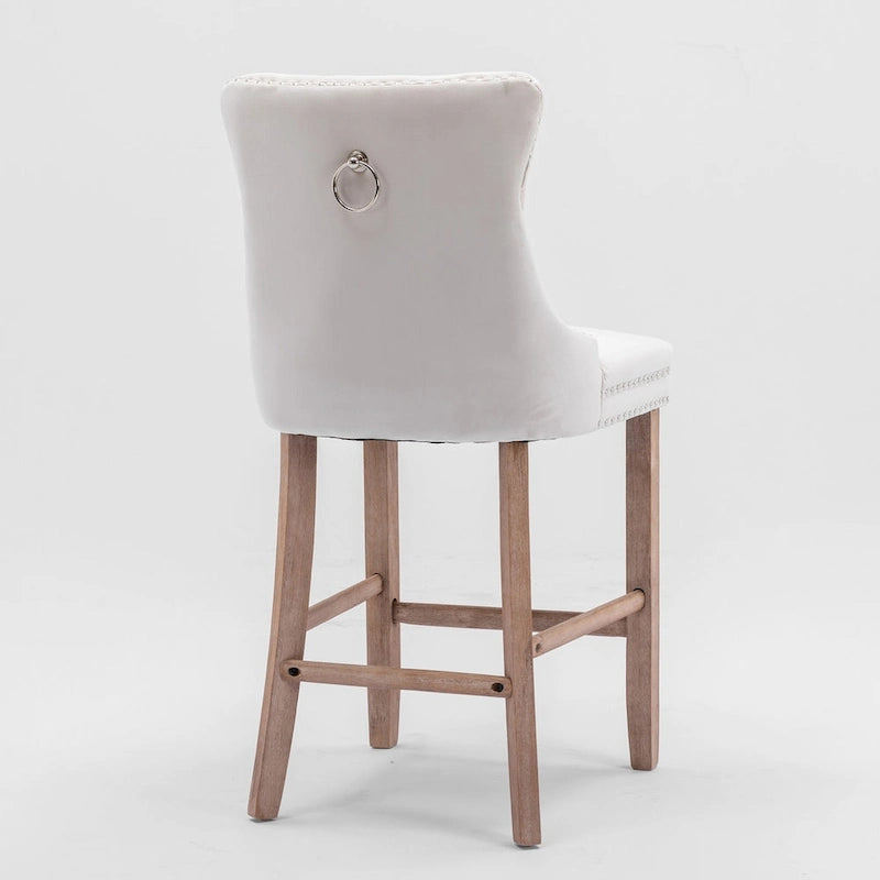 Tabourets de bar en velours, avec dossier capitonné de boutons, bordure cloutée et pieds en bois massif